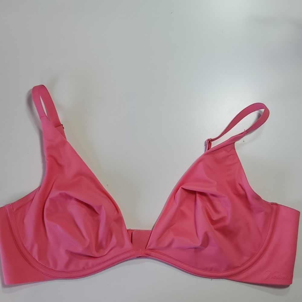 38C Victoria's Secret